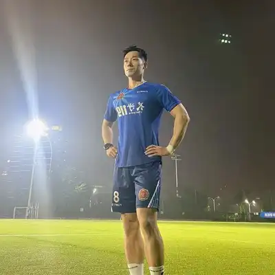 谭梓